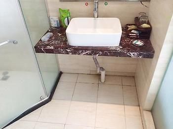 Danfengbailu Business Hotel Nanchang  Buitenkant foto