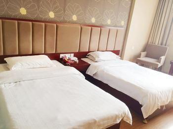 Danfengbailu Business Hotel Nanchang  Buitenkant foto